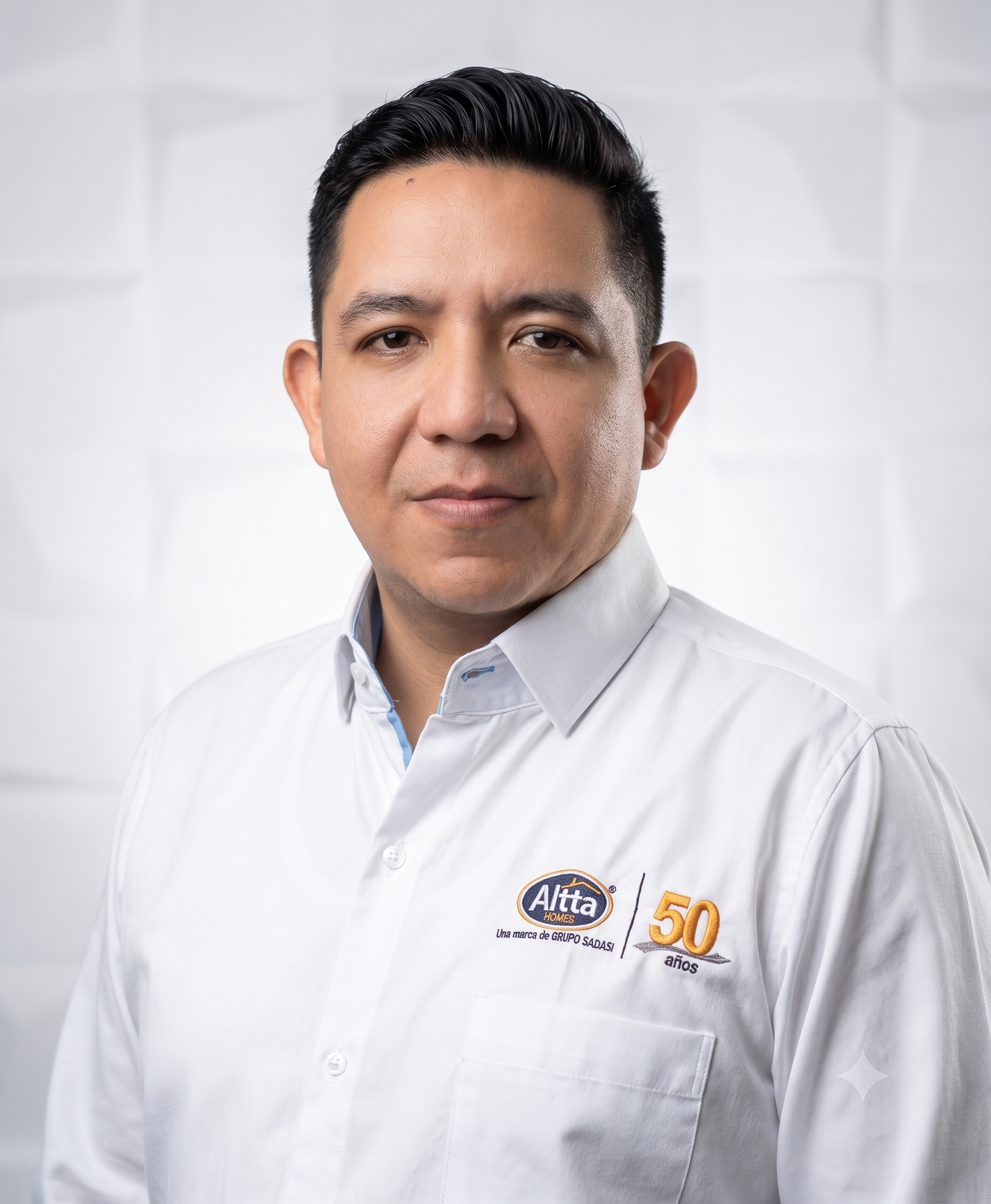 César Tapia Colocia, asesor certificado Grupo Sadasi en Playa del Carmen
